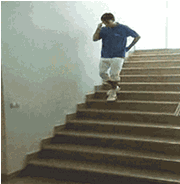 滑步下楼梯
